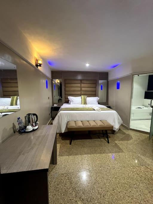 Ikeja Airport View Aparthotel Lagos Exterior photo